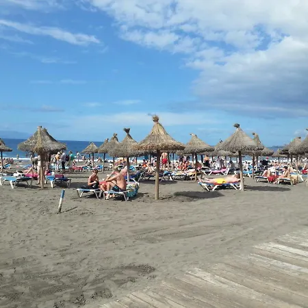 Jacaranda Close To The Beach, Sea-view, Pool, Wifi, Sat-tv Lägenhet