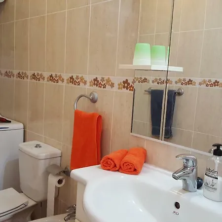 Jacaranda Close To The Beach, Sea-view, Pool, Wifi, Sat-tv Lägenhet