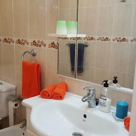 Jacaranda Close To The Beach, Sea-view, Pool, Wifi, Sat-tv Lägenhet *